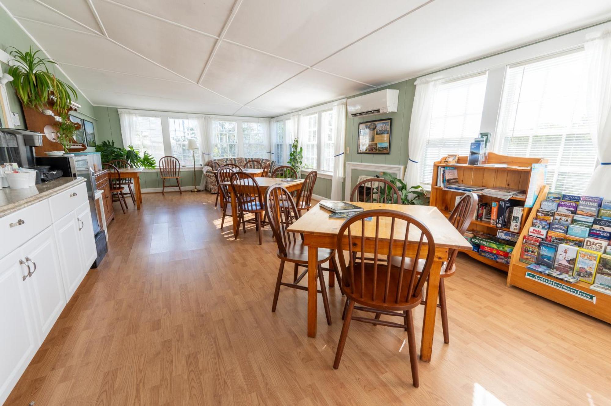 Yardarm Motel Searsport Eksteriør bilde