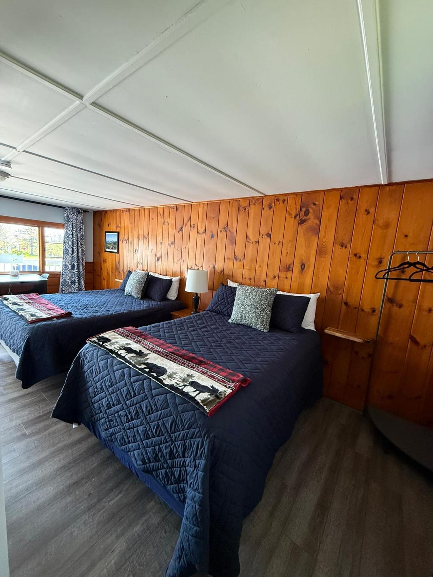Yardarm Motel Searsport Eksteriør bilde