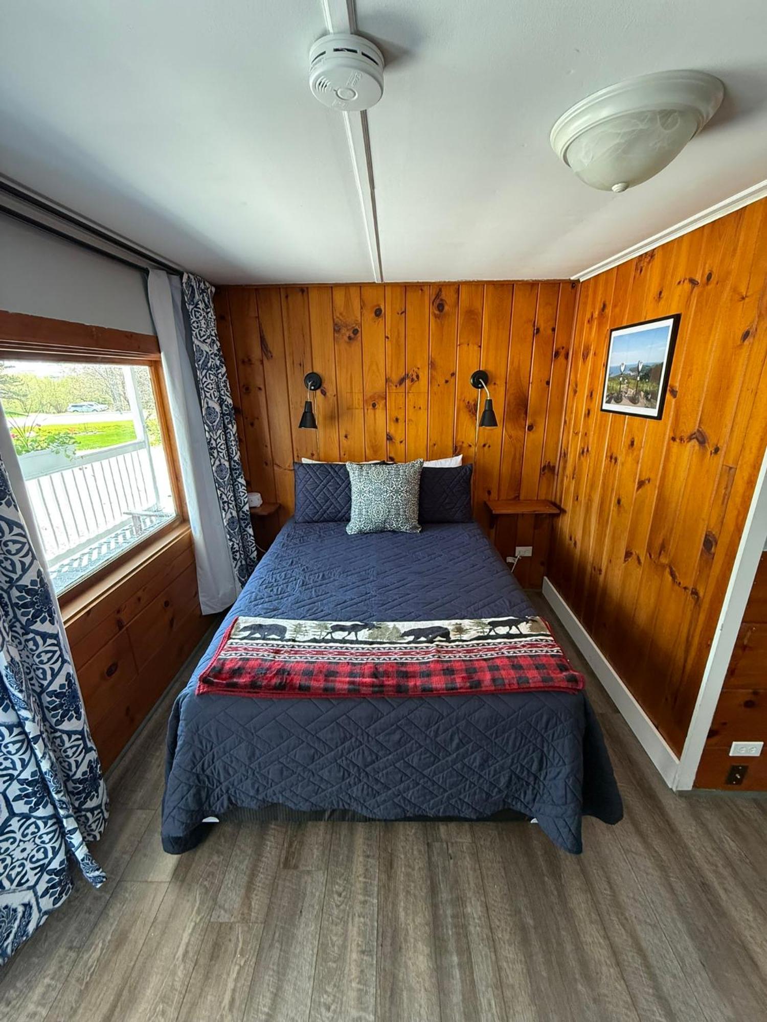 Yardarm Motel Searsport Eksteriør bilde
