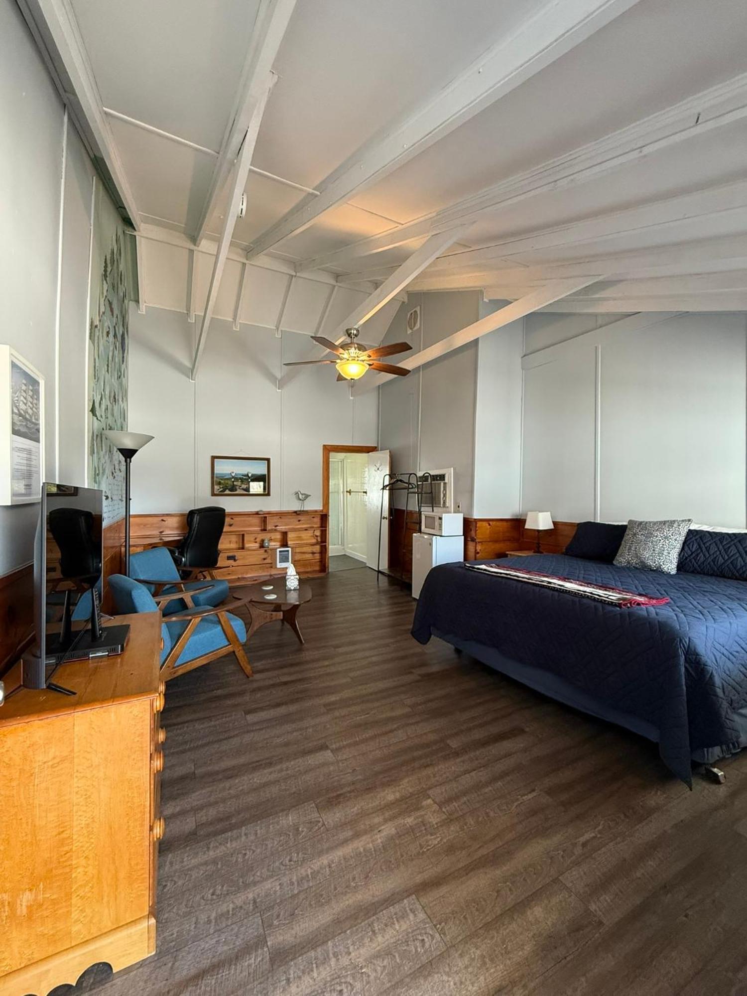 Yardarm Motel Searsport Eksteriør bilde