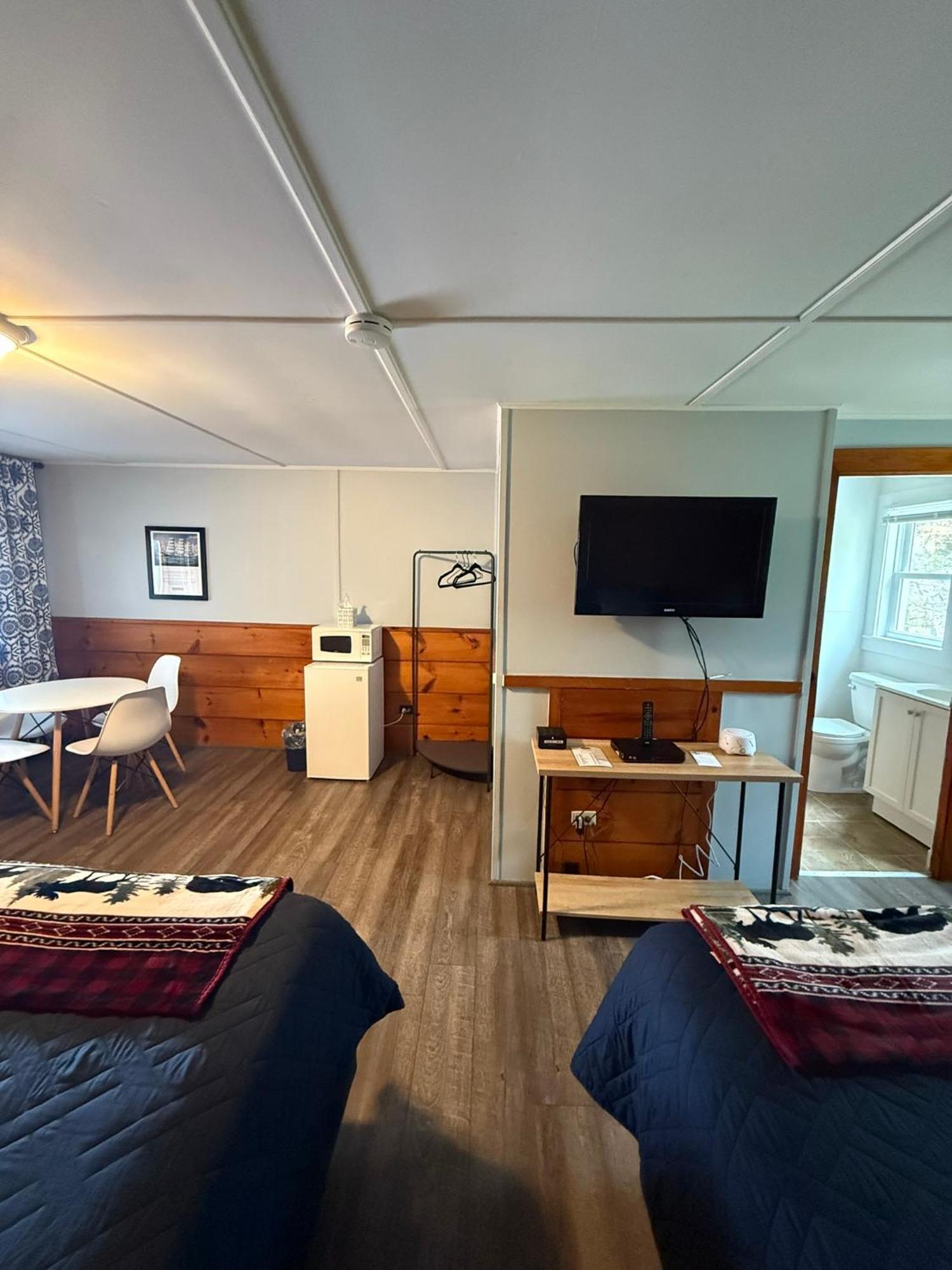Yardarm Motel Searsport Eksteriør bilde