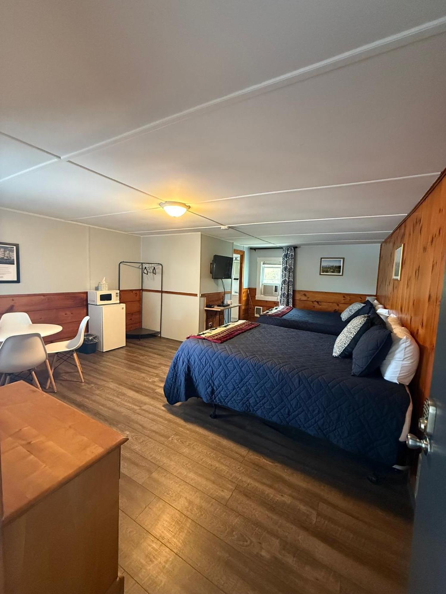 Yardarm Motel Searsport Eksteriør bilde